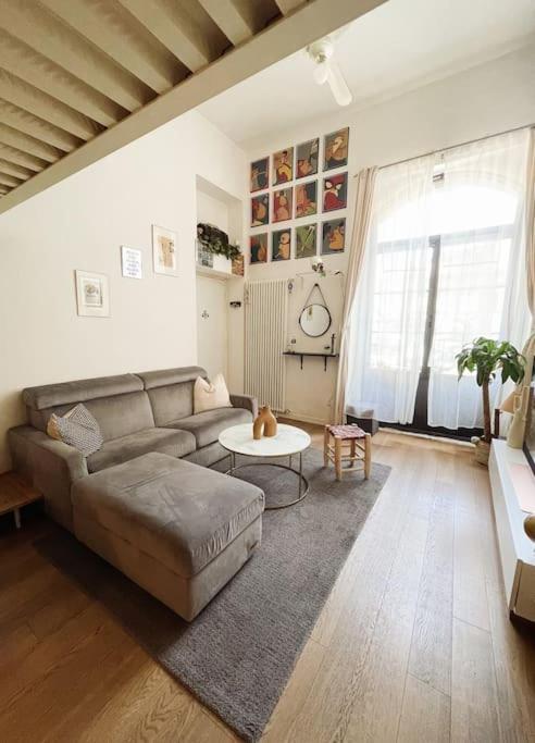 Accogliente Loft A 8 Min Dal Duomo Apartamento Milão Exterior foto